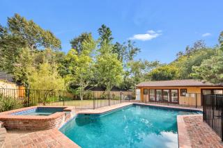 4BR 3BA Beverly Hills Family Villa with Private Pool and Garden - 9