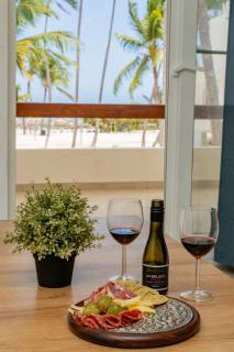 Stunning Beachfront 3-BDR Apartment. STM L202 - 7