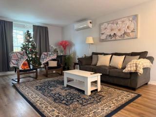 Yuan's Cozy 4BR House in Charlottetown - 8