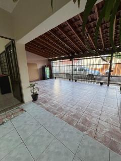 Casa confortavel -1 min ABCZl 4 min BR050 - Uberaba - 7