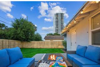 3BR Near Peanut Island | Events, Grill & Games - 5