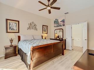 Sleeps 14 5BR w King Beds, Pool & Game Room - 8
