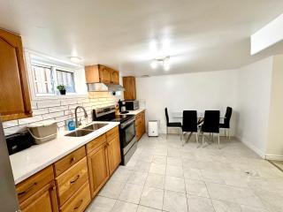 Modern 2 Bedroom basement suite, Excellent Location Near Downtown & Airport - 1