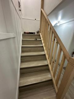 Modern 2 Bedroom basement suite, Excellent Location Near Downtown & Airport - 5