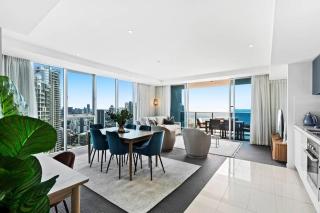 Above Hilton - Lvl 31 Luxury Ocean View - 4