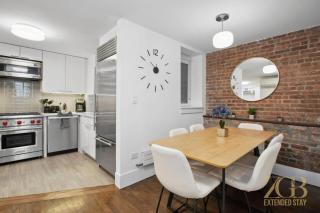 Gorgeous 2-Bedroom Retreat in the Upper East Side - 9