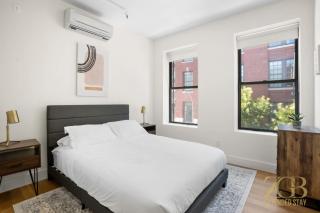 Renovated 2 Bed 2 Bath Apt in Prime Midtown - Elevator - Laundry - 5