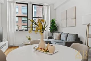 Newly Renovated 1 Bedroom Apt - Elevator - Laundry - 9