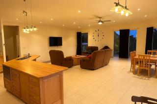 Spacious Family Home - Collingwood Golden Bay - 9