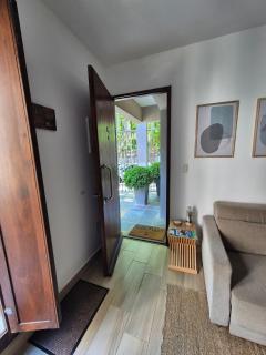 Comfortable apartment in the heart of the Historic District - 7