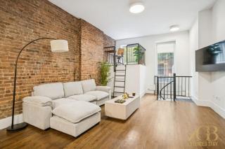 Charming UES 1BR Duplex Near Central Park - 0