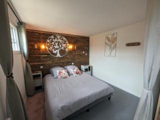 Charmant gîte PMR avec parking, 2 chambres, salles d'eau privatives - Accueil chaleureux - FR-1-611-103 - 5