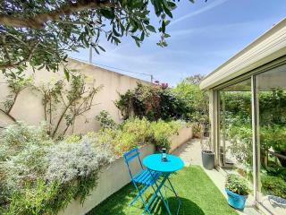 Villa climatisée à La Ciotat avec piscine et parking sécurisés - 2 à 4 voyageurs - FR-1-770-66 - 3