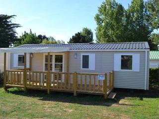 Mobil home spacieux 4 chambres avec terrasse - API-1-52-326 - 0