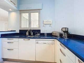 Appartement climatisé avec parking, 2 chambres à La Ciotat - FR-1-770-65 - 2