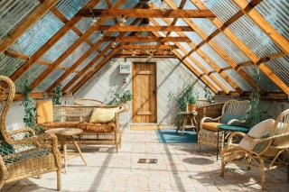 Large Cottage With Lively Garden On Ytterön - 4