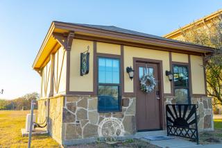 Muenster 1BR w Patio Near Wineries & Downtown - 9