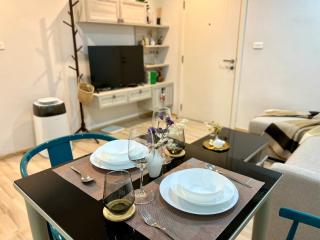 1BR Apartment with Rooftop Pool - The Base Height Phuket town - Ban Sam Kong - 3