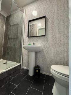 Hillside Residence - 10 guests 7 beds 15' centre - 6