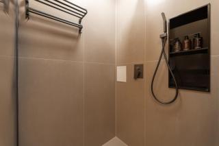 院中院喜与漫渡酒店丽江忠义市场店 - 1