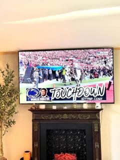 Tranquil 3BR Mountain Hideaway - Step From PSU - 0