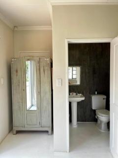 Pepper Tree Guesthouse - 4