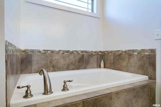 Spacious Home with Pool book your stay! - 6