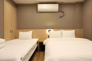 Busan Nokcheon Hot Spring Hotel - 2