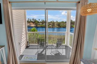 Waterway Village 27F - 3