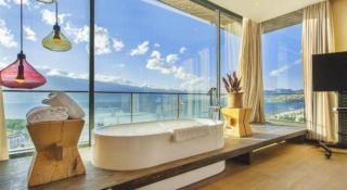 Erhai Lake Seclusion Life - 9