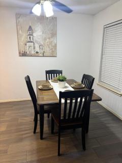 Cozy House in Mayberry - 2