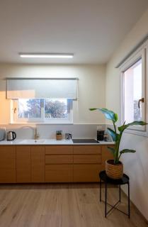 Shifon Ein Zivan - 2