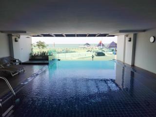 The High One Bangsaen - 1