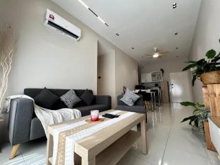 Relaxstay Anderson Residences, Family Friendly 6px 2br - 8