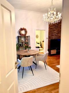 ApartRoß in Villa Eichbaum, zentrale Lage Bummelallee - 5