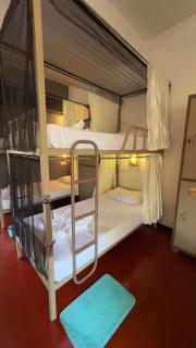 Rustic Hostel & Restaurant - 0