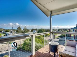 Majestic Ocean Views in Architectural 3BR House - 4