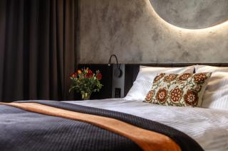 Traugutta 74 - Premium Elegance Loft - Sauna, siłowna, self check in - Fair Rentals - 9