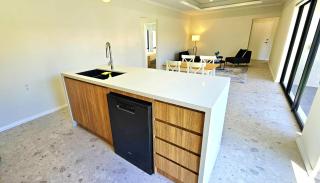 Brand New Luxury House, Be the First to Stay, 5-minute to Scarborough Beach - 2
