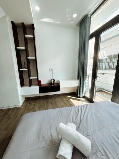 Letu Large Bathtub Couple Suite Business Travel near the center of District 1 - 5