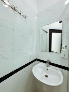 Letu Large Bathtub Couple Suite Business Travel near the center of District 1 - 2