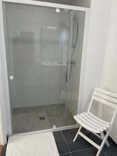 Appartement neuf 4 pers proximite Ping Center - 9