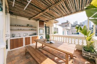 The Velvet Sky Hanoi-Contemporary Apartment with Big Balcony-Coffee 24-7 - Hanói - 5