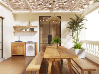 The Velvet Sky Hanoi-Contemporary Apartment with Big Balcony-Coffee 24-7 - 5