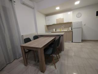 Kilkis Topfloor Apartment - 9