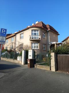 Sweet home apartment Kobylisy - 0