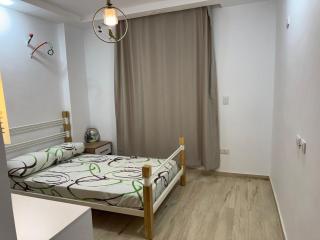 رويال شقة بالتجمع الخامس امتداد الجامعة الامريكية - 2