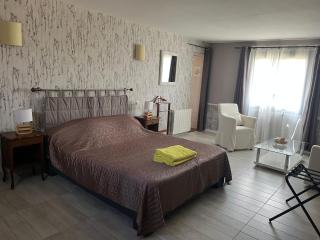 EI Domaine du Bouygues chambres d'hôtes - 9