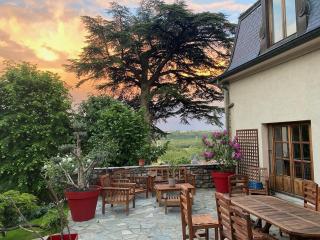 Maison 200m2 avec piscine à 15mn de Lyon Perrache en TER - 5