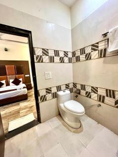 Hotel WoodCrest Chandigarh Zirakpur - 9